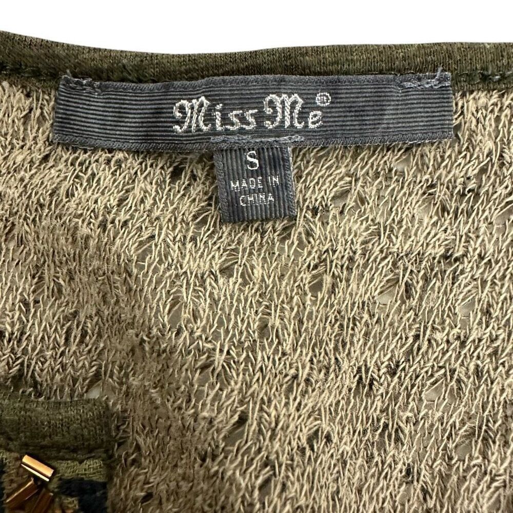 Miss Me Small Long Sleeve Top V-Neck - Picture 6 of 8